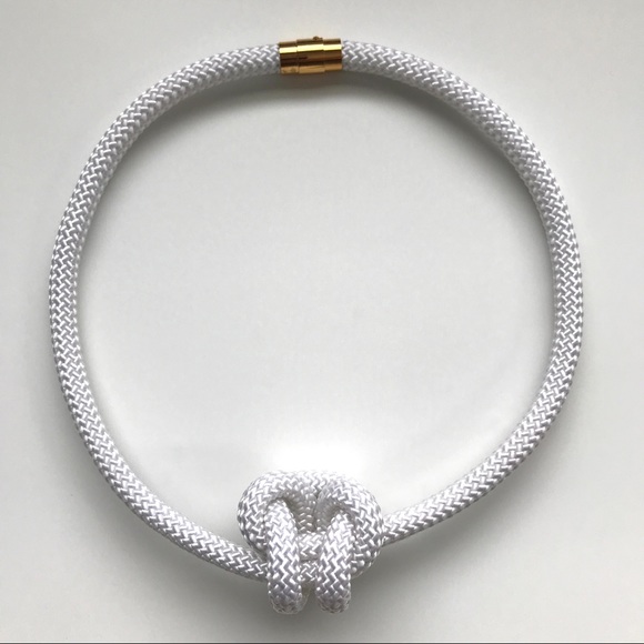White long rope necklace multiple ways to wear - Picture 7 of 15